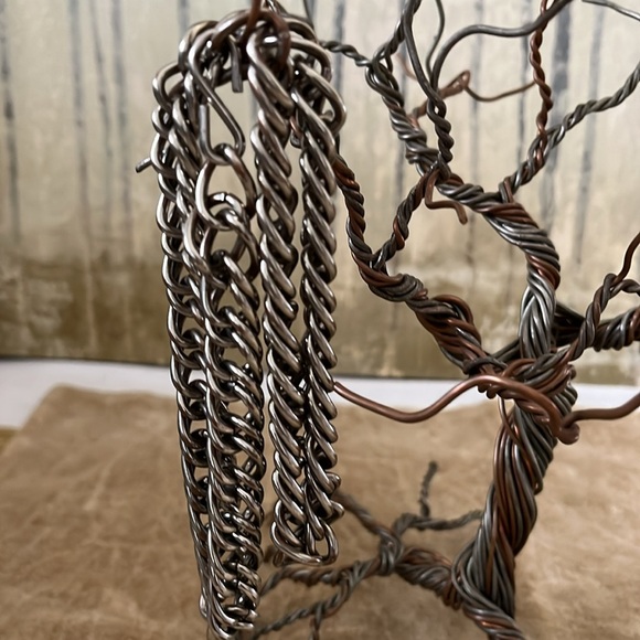 Wire Tree Jewelry display - Picture 4 of 5